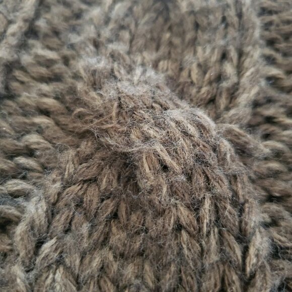 ROOTS Knit moss green/brown cowlick sweater/top Size  Small - Picture 10 of 11